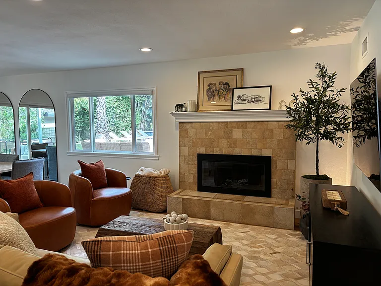 4410 Canoga Dr — Photo 66