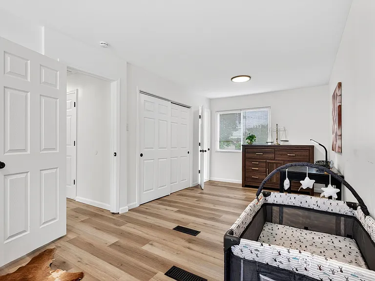 9675 La Jolla Dr — Photo 22