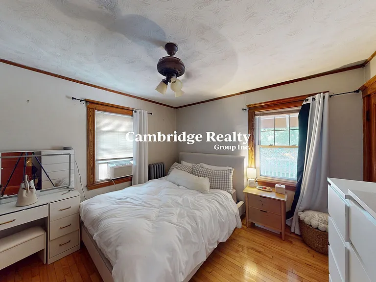 99 Bennett St #2T — Photo 9
