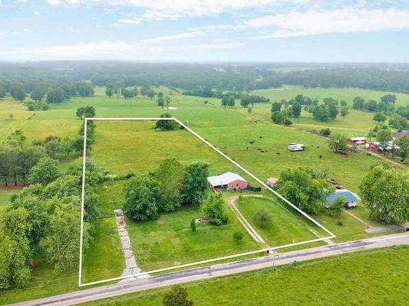 22783 Lawrence 1210, Aurora, MO 65605