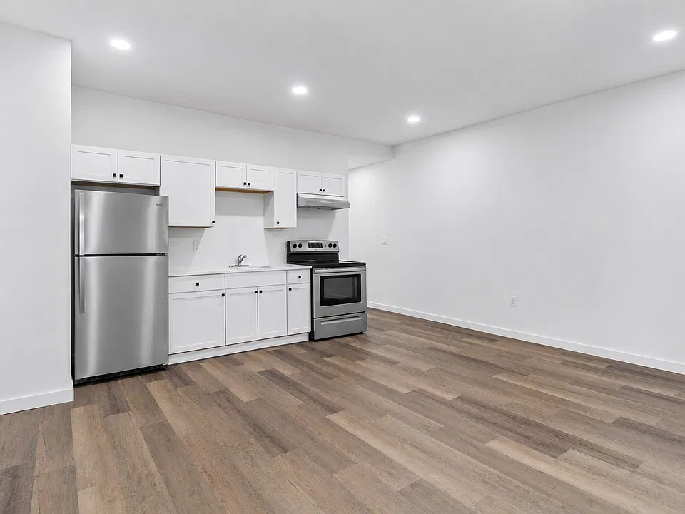 51 S Harrisburg St #2