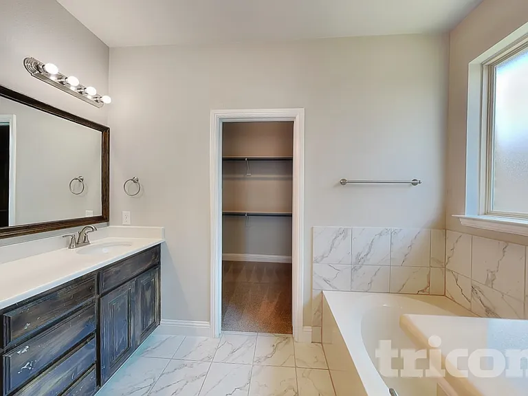 133 Constitution Dr — Photo 11