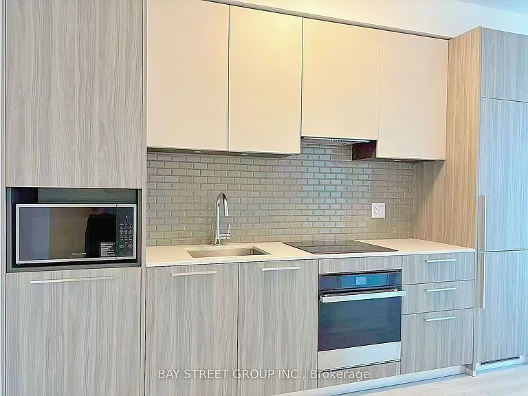 65 Broadway Ave #2502 — Photo 4