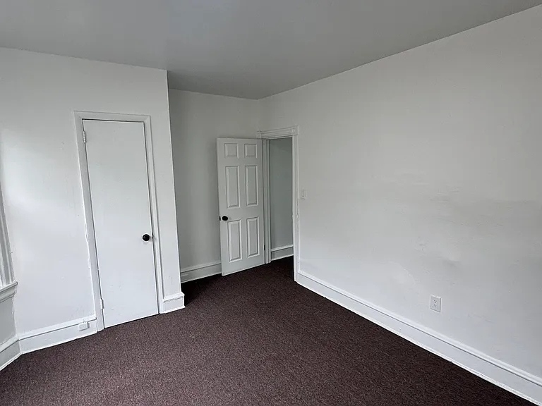 1406 W 2nd St — Photo 10