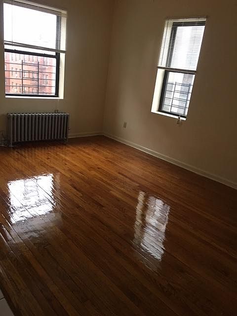 1st image of 16605 88th Ave APT 6G