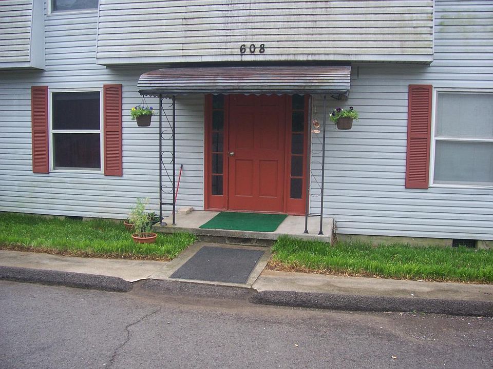 1st image of 608 Midlake Dr