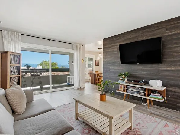 2306 Altisma Way Unit 215, Carlsbad, CA 92009