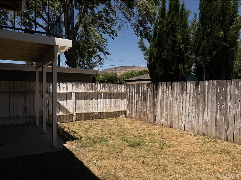217 E I St — Photo 14