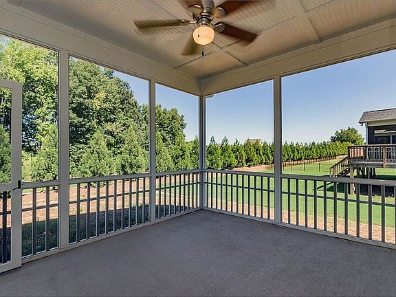 4th image of 37 Wilders Woods Grove Ln