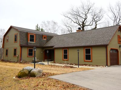2277 Edgewood DRIVE, Grafton, WI, 53024