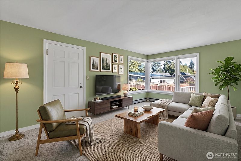 2nd image of 11752 20th Avenue NE