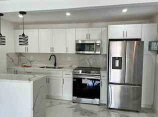 4660 NW 79th Ave APT 2D, Doral, FL 33166