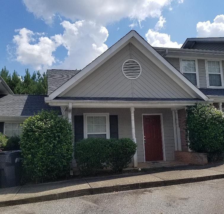 1st image of 643 Bear Dr