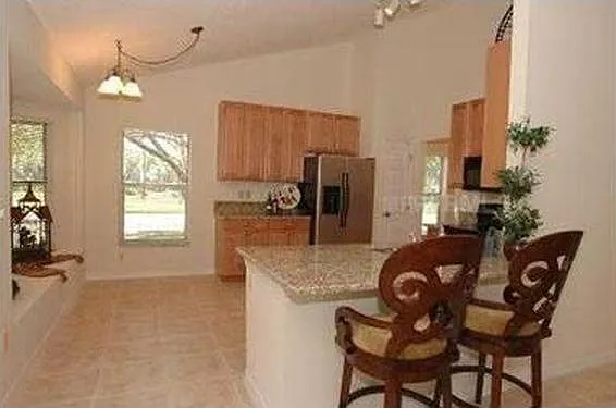 3 bed, 1659 sqft, $2,600 — Photo 2