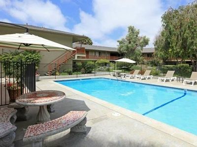 555 Greenbrier Dr APT 17, Oceanside, CA, 92054