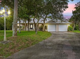 5551 Senne Rd, Micco, FL 32976