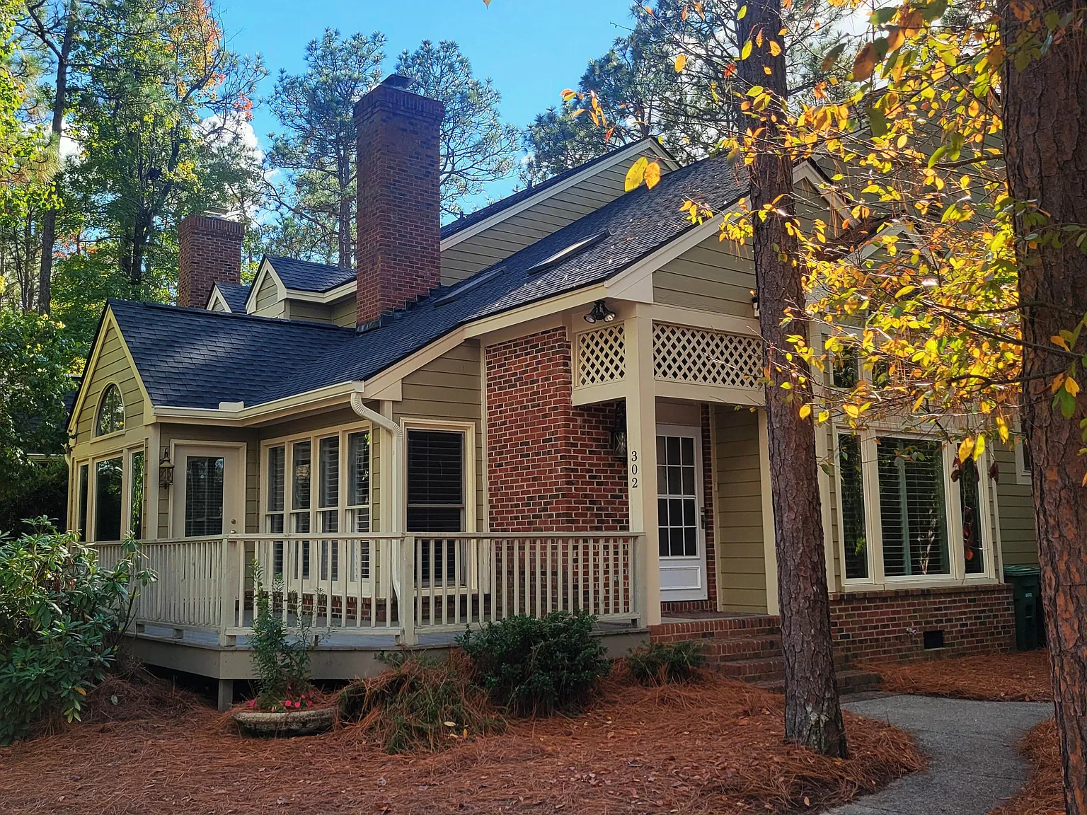 2 bed, 2.0 bath, 1910 sqft, $1,550 — Photo 2