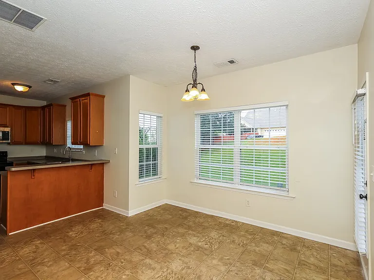 27 Palladio Way — Photo 8