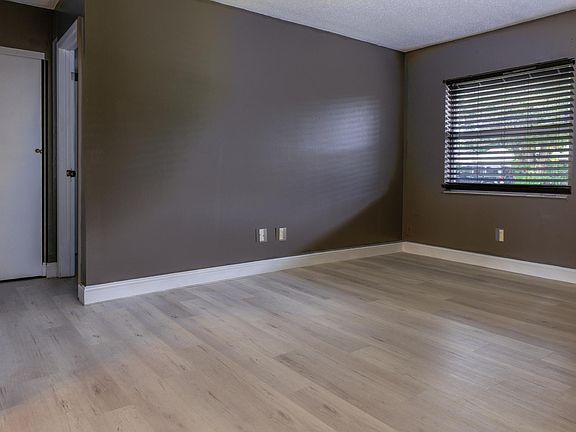 4th image of 5327 5th St S