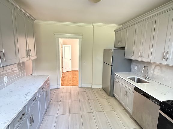 2nd image of 228 Saint Marks Pl APT 1