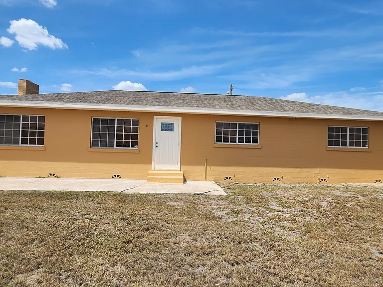 249 Story Rd — Photo 1