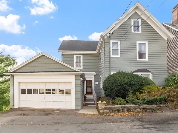 29 High St, Marblehead, MA 01945