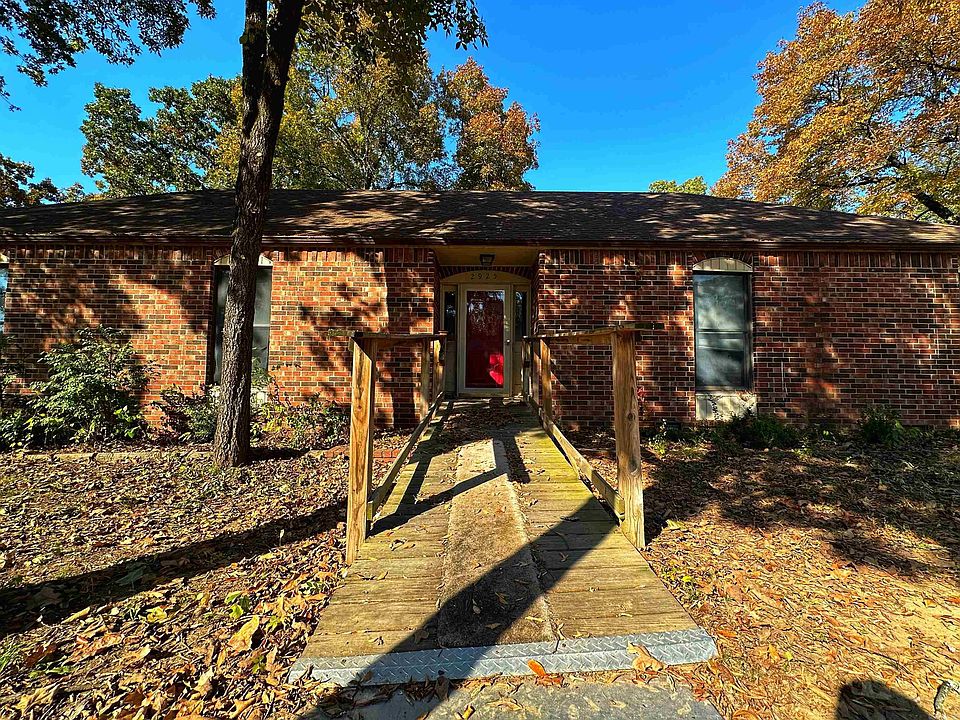 1st image of 2925 Juniper Dr