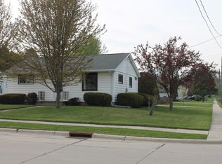 620 E Linden Ave, Manitowoc, WI 54220