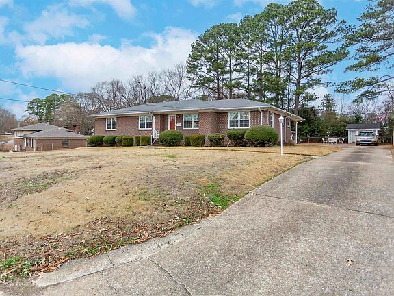5th image of 344 Eugenia Ct