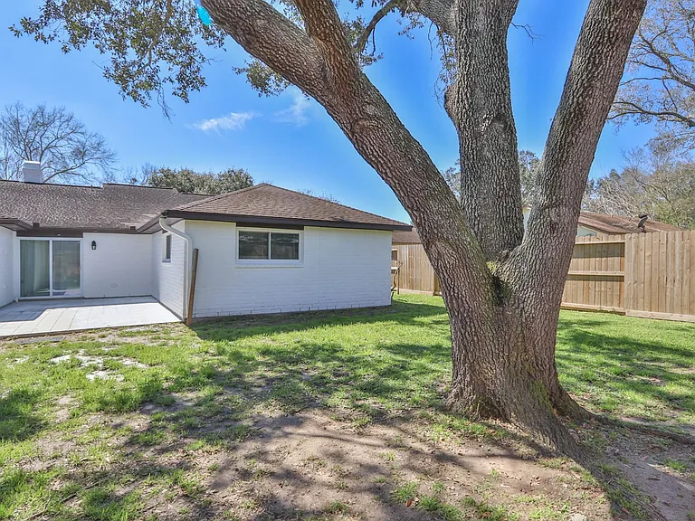 509 Belmont Dr — Photo 5