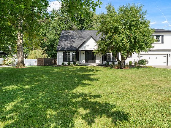 2nd image of 4382 River Rd
