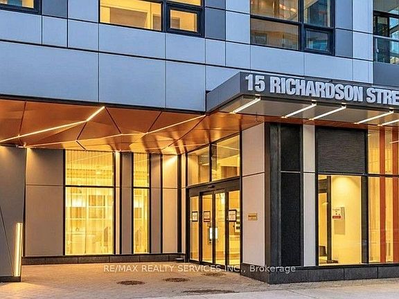 2nd image of 15 Richardson St