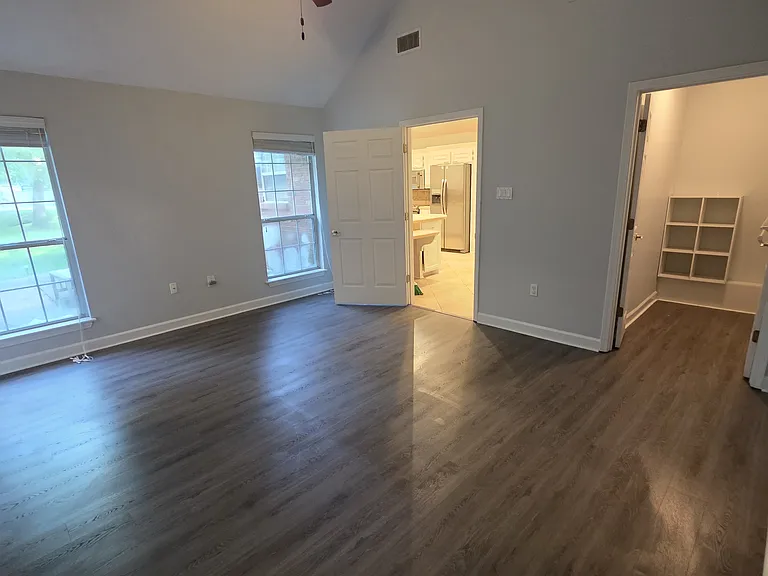 401 Hemlock Dr — Photo 18