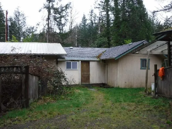 101 W Highland Hills Rd, Shelton, WA 98584