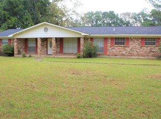 3240 Woodard Dr, Mobile, AL 36618