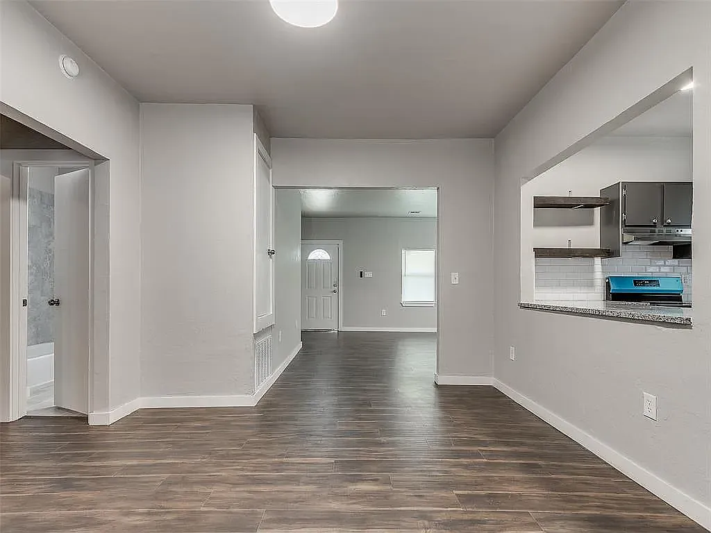 2 bed, 1152 sqft, $1,500 — Photo 3