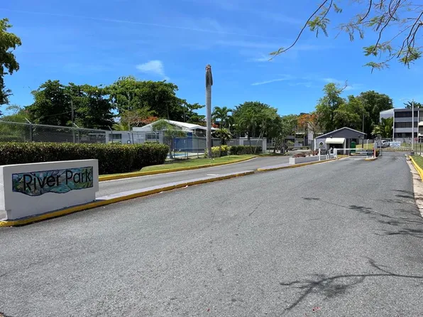 10 Calle Santa Cruz River Park #301, Bayamon, PR 00961