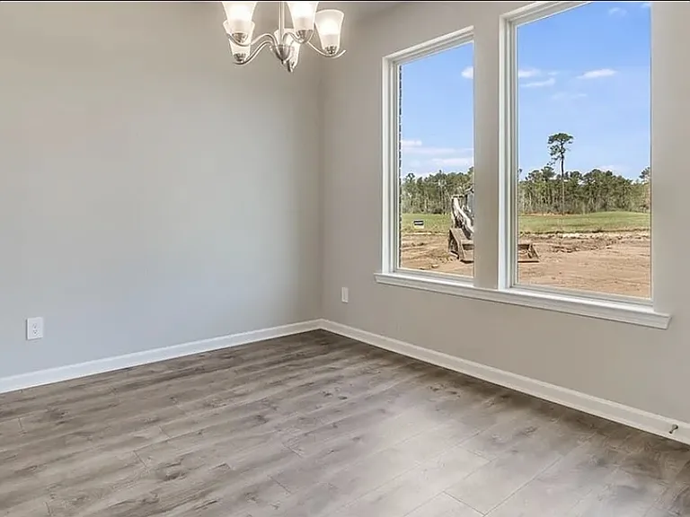 1742 Sawgrass Dr — Photo 8
