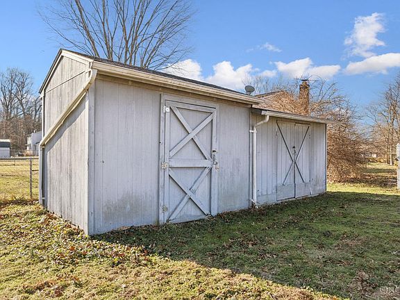 4th image of 5885 Wade Rd