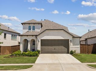 1825 Pelham Dr, Aubrey, TX 76227