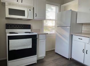 101 W White Oak Rd #2A, Forreston, IL 61030