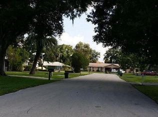 1350 N Lyndell Dr, Kissimmee, FL 34741
