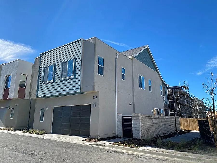 1st image of 27136 W Scrub Oak Ct