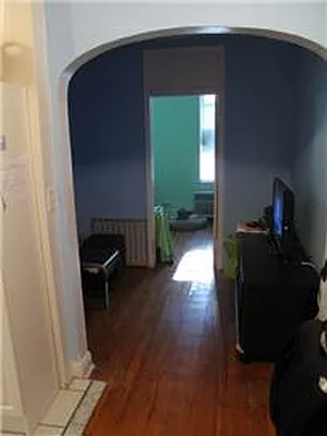 Rented by R New York | media 52