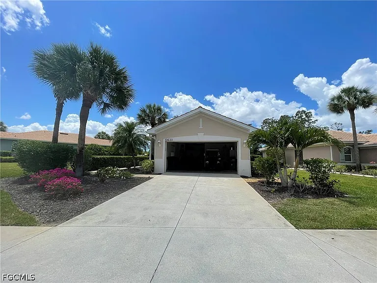 10630 Camarelle Cir — Photo 40