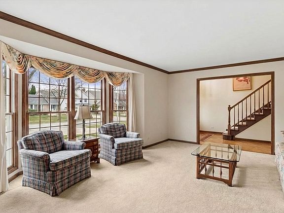 3rd image of 531 Graywood Dr