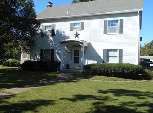 209 Roanoke Rd, Roanoke, MO 65230