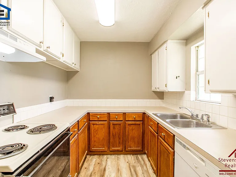2610 NW Lindy Ave — Photo 29