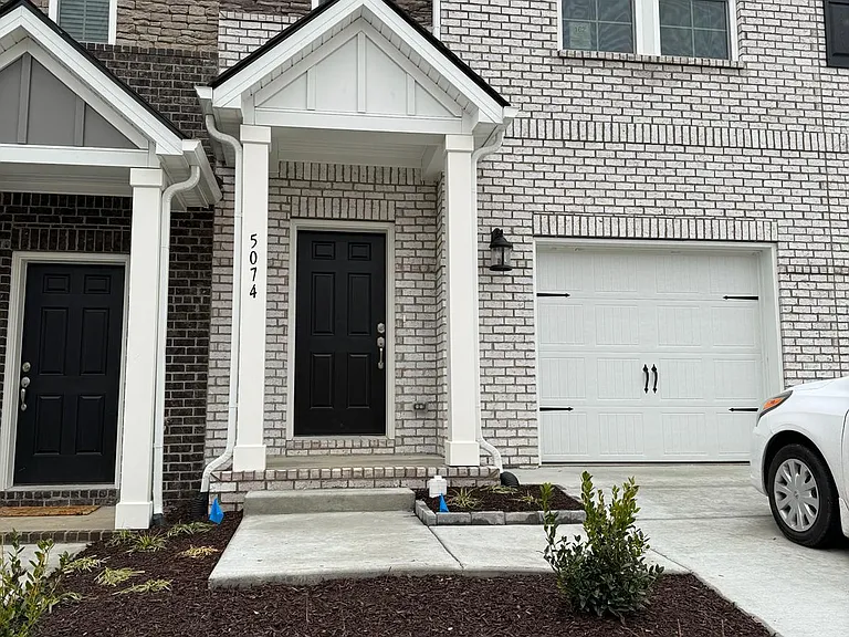 5074 Dayflower Dr — Photo 1