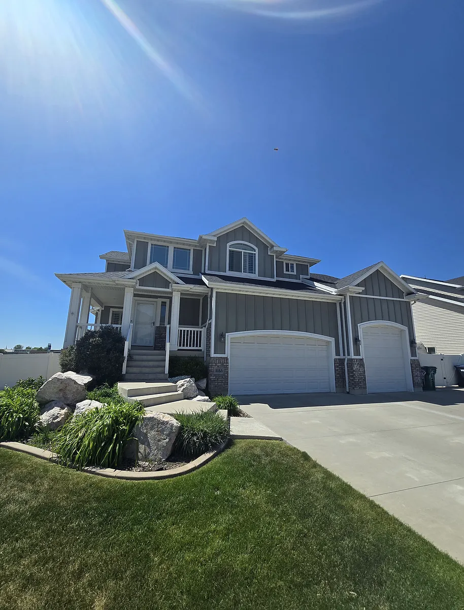 Building Photo - 2155 N 250 W